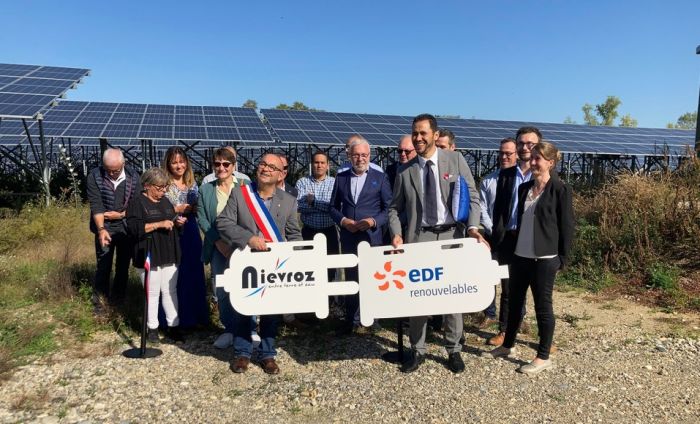 découvrez comment edf solaire transforme l'énergie du soleil en solutions durables pour votre maison et votre entreprise. profitez d'une énergie renouvelable, réduisez votre empreinte carbone et faites des économies d'énergie grâce à des installations photovoltaïques performantes et adaptées à vos besoins.