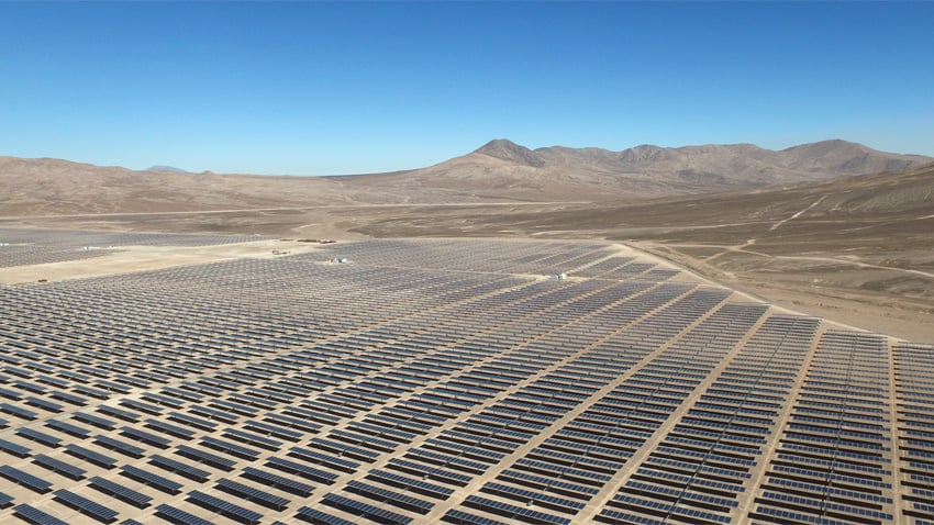 découvrez edf et ses solutions photovoltaïques (pv) pour une énergie renouvelable et durable. profitez d'une transition énergétique simplifiée grâce à des installations solaires adaptées à vos besoins. informez-vous sur les avantages économiques et environnementaux de l'énergie solaire avec edf.