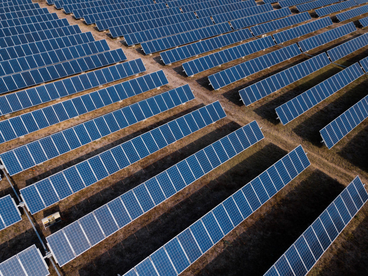 découvrez edf solaire, votre partenaire pour des solutions d'énergie solaire innovantes et durables. profitez de l'énergie renouvelable pour réduire vos factures et contribuer à un avenir plus vert.