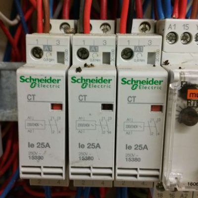 votre électricien à les milles, expert en installations et réparations électriques. service rapide et fiable, que ce soit pour des travaux résidentiels ou commerciaux. contactez-nous pour un devis gratuit et des conseils personnalisés.