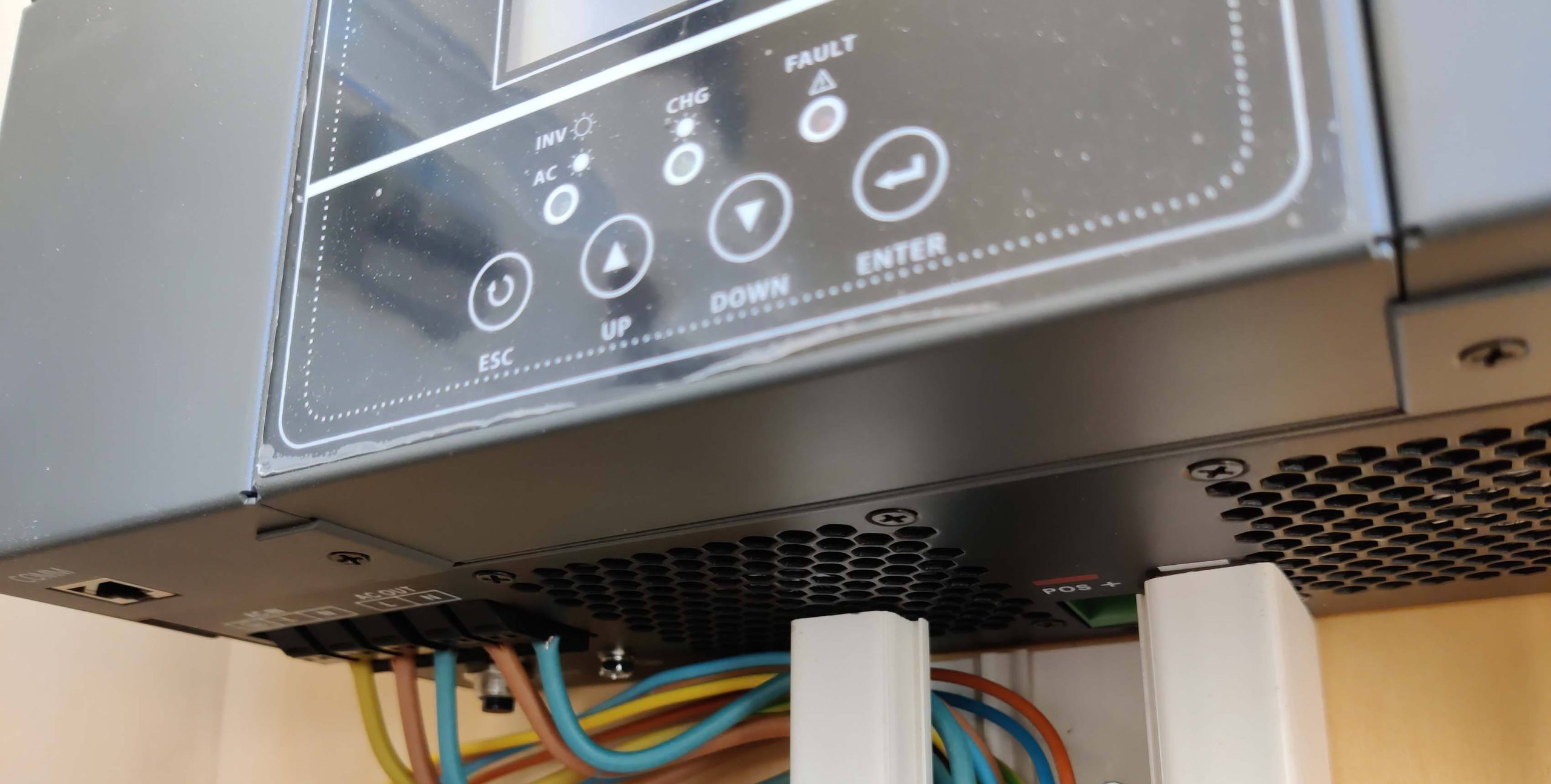 découvrez les solutions d'électricité autonome pour une indépendance énergétique optimale. explorez les technologies innovantes, les systèmes de panneaux solaires et les batteries efficaces qui vous permettent de produire et d'utiliser votre propre électricité, tout en réduisant votre empreinte carbone. adoptez un mode de vie durable et libérez-vous des contraintes du réseau électrique traditionnel.