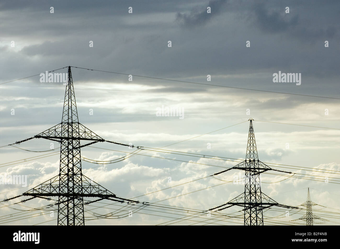 découvrez électricité ciel, votre partenaire fiable pour tous vos besoins en électricité. spécialistes en installations et dépannages, nous garantissons des services de qualité, adaptés à vos projets résidentiels ou professionnels. contactez-nous pour un devis personnalisé !