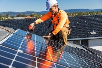 découvrez les opportunités d'emploi dans le secteur du solaire. rejoignez une industrie en pleine expansion et participez à la transition énergétique tout en développant votre carrière grâce aux postes disponibles dans le domaine des énergies renouvelables.