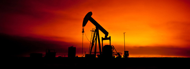 découvrez les enjeux et les dynamiques de l'énergie du pétrole, une ressource essentielle qui alimente nos économies, impacte l'environnement et façonne notre avenir énergétique. explorez les défis, les innovations et les alternatives dans ce secteur crucial.