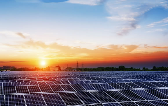 découvrez comment l'énergie solaire transforme notre avenir énergétique. explorez les avantages écologiques, les technologies innovantes et les solutions durables pour profiter de cette source d'énergie renouvelable. informez-vous sur l'installation de panneaux solaires et faites un geste pour la planète.