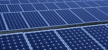 découvrez les avantages de l'énergie solaire pour un avenir durable. apprenez comment cette source d'énergie renouvelable peut réduire votre facture d'électricité, diminuer votre empreinte carbone et contribuer à une planète plus verte.