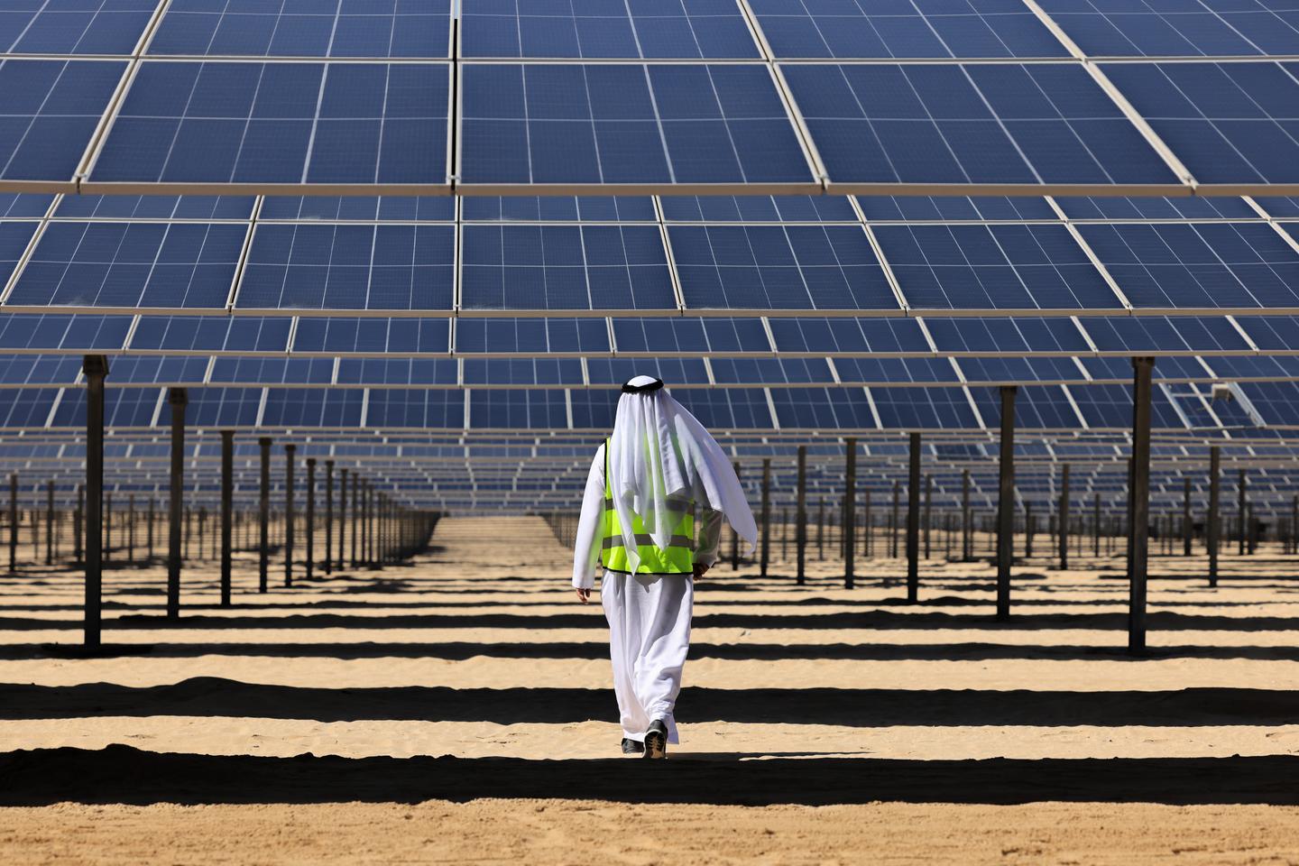 découvrez les avantages de l'énergie solaire, une source d'énergie renouvelable et durable qui permet de réduire vos factures d'électricité tout en préservant l'environnement. informez-vous sur les technologies disponibles, les installations possibles et les aides financières pour profiter de cette solution écologique.