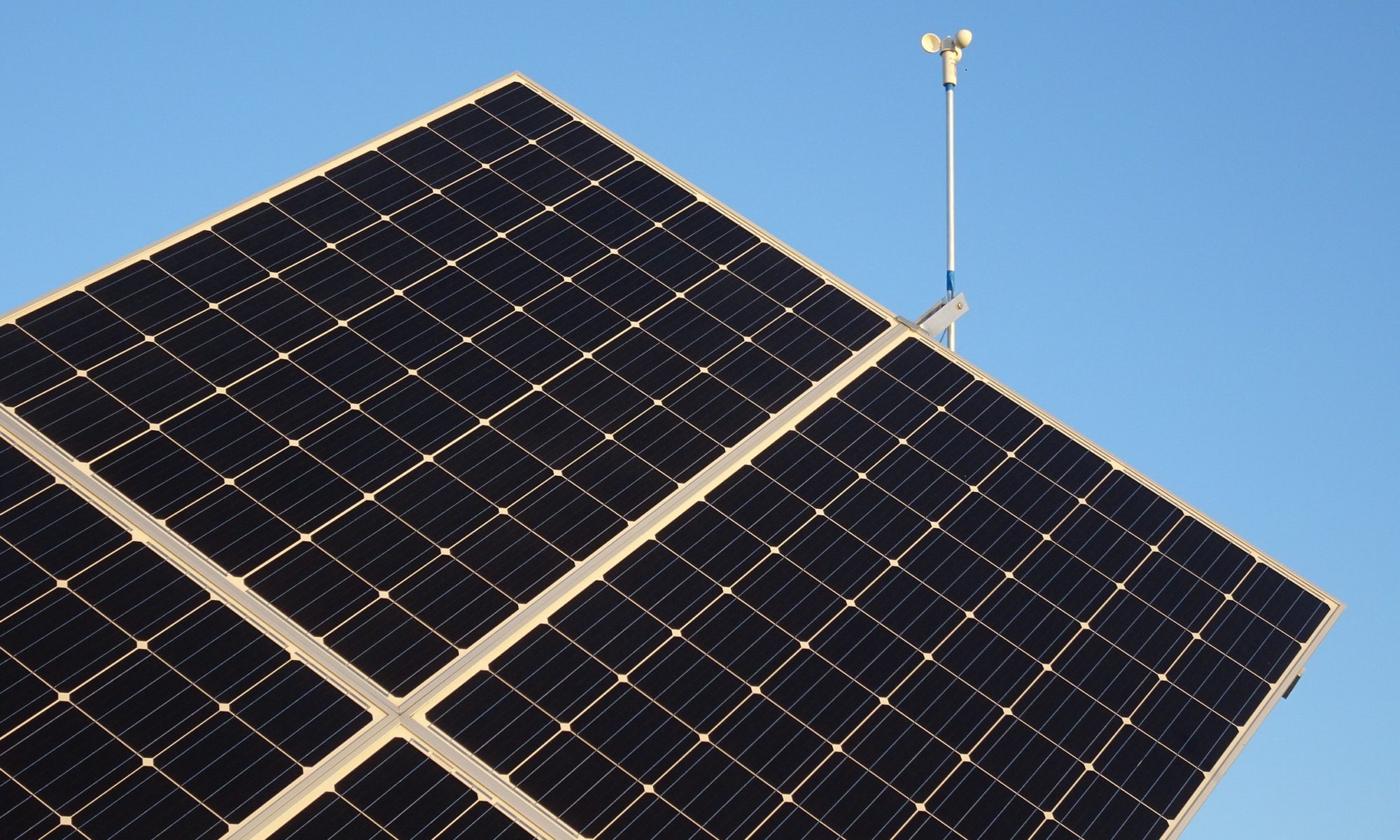découvrez l'énergie solaire, une solution durable et renouvelable qui utilise la puissance du soleil pour alimenter vos besoins. apprenez comment cette technologie innovante peut réduire votre empreinte carbone et vos factures d'électricité tout en contribuant à un avenir énergétique plus propre.