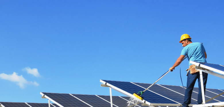découvrez nos conseils et astuces pour un entretien solaire efficace. maximisez la performance de vos panneaux solaires et assurez leur longévité grâce à nos recommandations faciles à suivre.