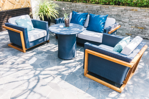 découvrez notre exposition dédiée aux terrasses, un espace inspirant où vous trouverez des idées novatrices pour aménager votre extérieur. explorez des designs uniques, des matériaux tendance et des conseils pratiques pour transformer votre terrasse en un véritable oasis de détente.