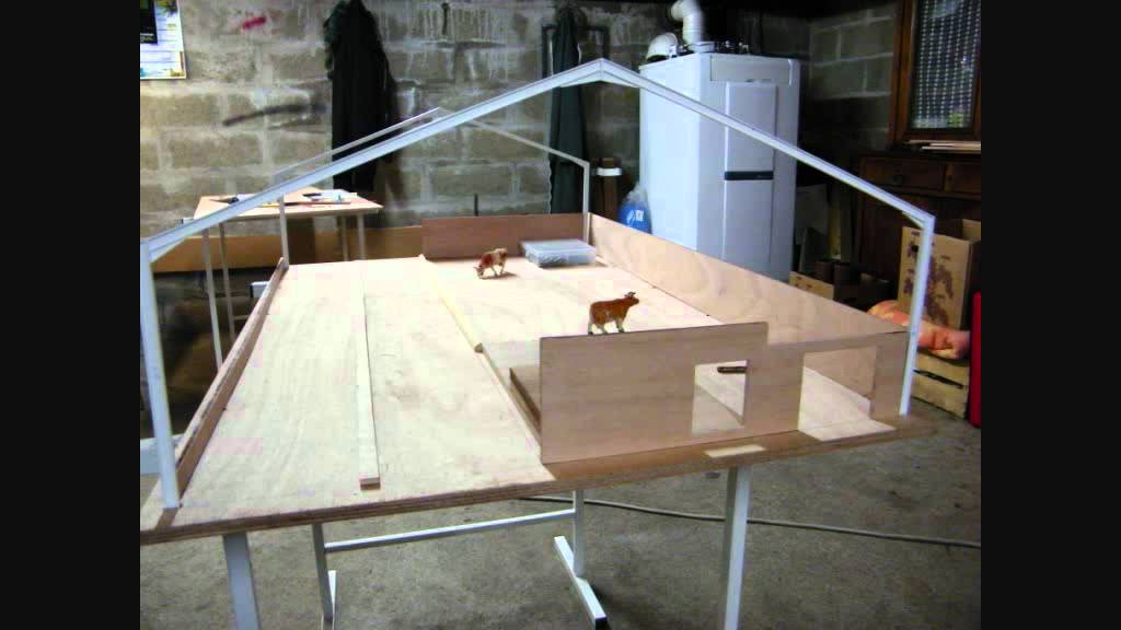 découvrez comment créer votre propre hangar miniature grâce à notre guide complet. des conseils pratiques, des matériaux recommandés et des astuces de fabrication pour donner vie à votre projet de modélisme.
