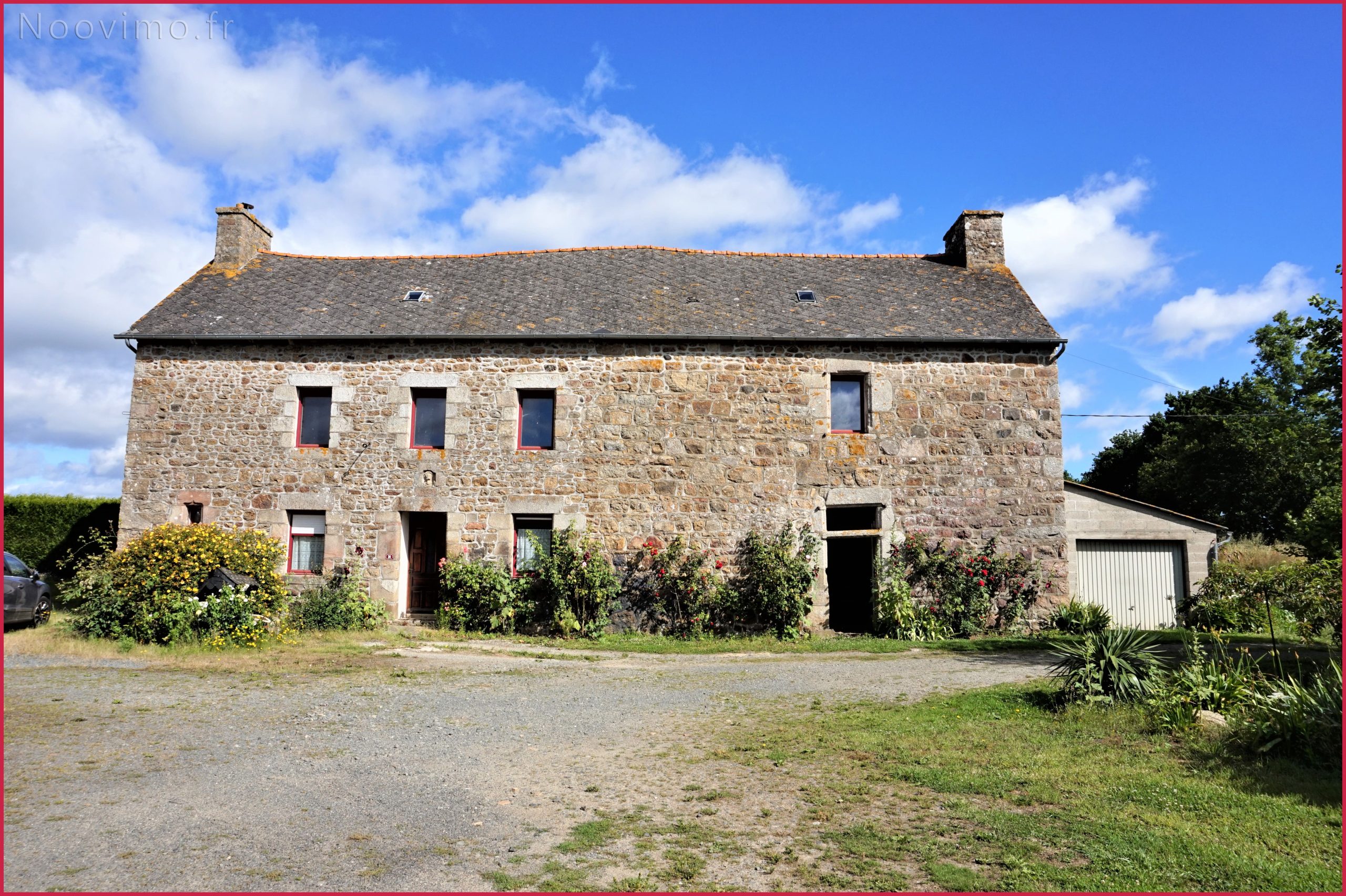 découvrez cette opportunité unique d'acquérir une ferme à vendre, offrant un cadre de vie paisible et des possibilités agricoles infinies. idéale pour les amoureux de la nature ou les investisseurs en quête d'un projet rural, cette propriété allie charme, espace et potentiel.
