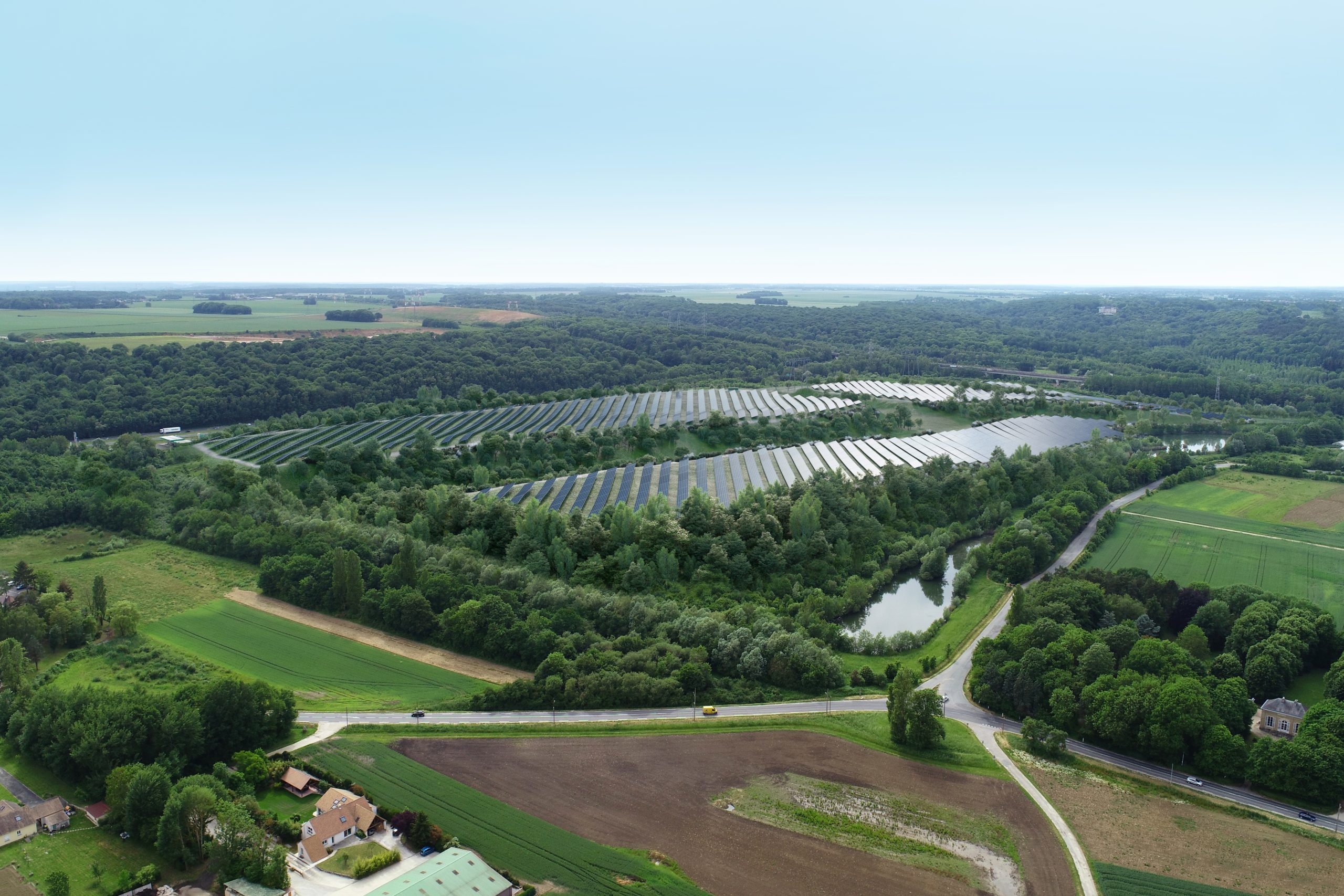 découvrez notre ferme photovoltaïque innovante, dédiée à la production d'énergie propre et renouvelable. engagez-vous pour l'environnement tout en profitant des avantages des technologies solaires avancées.