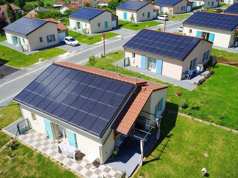 découvrez nos solutions de financement pour panneaux solaires et réduisez vos factures d'électricité tout en préservant l'environnement. profitez d'aides financières et de prêts adaptés à votre budget pour investir dans l'énergie solaire.