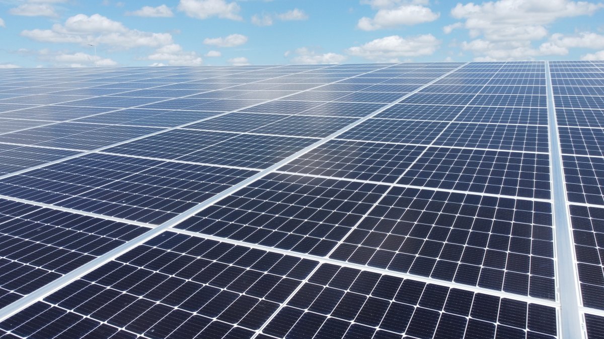 découvrez les options de financement solaire qui vous permettent d'investir dans des solutions d'énergie renouvelable. profitez d'aides financières, de crédits d'impôt et de prêts dédiés pour rendre le solaire accessible à tous et réduire votre empreinte carbone.