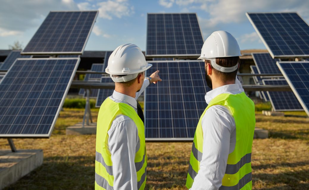 découvrez notre formation complète sur les panneaux solaires, qui vous permettra de maîtriser l'installation, la maintenance et l'optimisation de systèmes photovoltaïques. devenez un expert en énergies renouvelables et contribuez à un avenir durable.