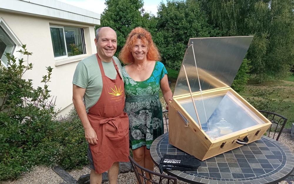 découvrez le four solaire, une méthode innovante et écologique pour cuisiner en utilisant l'énergie du soleil. apprenez comment cet appareil fonctionne, ses avantages et des recettes délicieuses à réaliser avec. optez pour une cuisine durable et respectueuse de l'environnement.