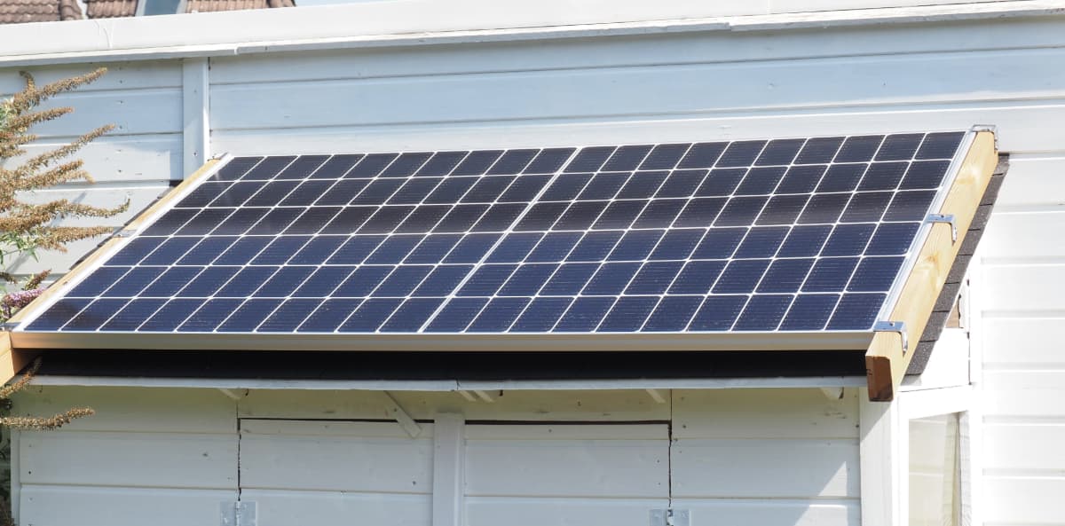 découvrez notre garage solaire, une solution innovante alliant fonctionnalité et durabilité. profitez d'une protection optimale pour votre véhicule tout en réduisant votre empreinte carbone grâce à une énergie renouvelable. transformez votre espace extérieur en un endroit écologique et moderne.