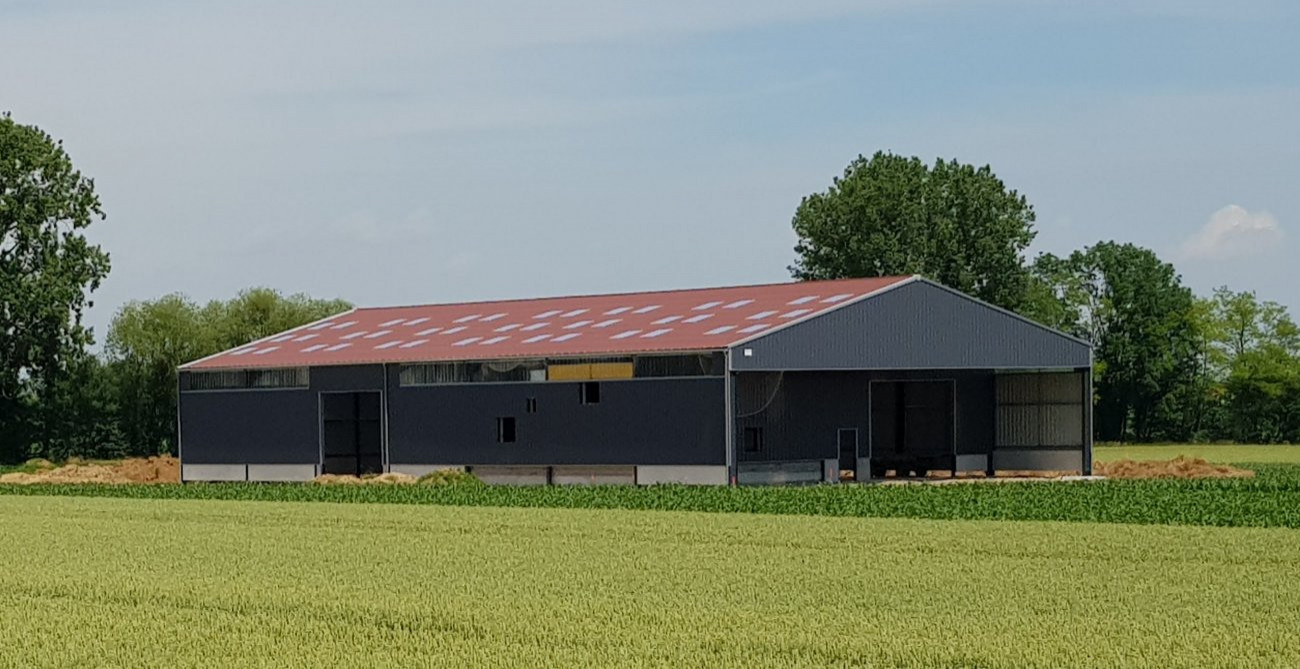découvrez nos hangars polyvalents, idéaux pour le stockage, l'agriculture ou l'industries. profitez d'une construction robuste, d'une grande surface et d'une sécurité optimale pour tous vos besoins d'espace.