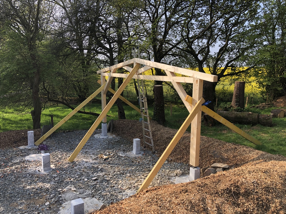 découvrez notre hangar en bois économique, idéal pour le rangement de vos outils, matériel de jardinage et véhicules. fabriqué avec des matériaux durables, il allie qualité et prix abordable pour répondre à tous vos besoins de stockage. optimisez votre espace tout en respectant l'environnement.