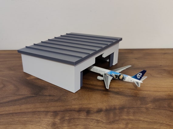 découvrez nos hangars personnalisés qui allient fonctionnalité et design. conçus sur mesure pour répondre à vos besoins spécifiques, nos hangars offrent une solution idéale pour le stockage, l'atelier ou l'abri. transformez votre espace avec nos structures de qualité supérieure.