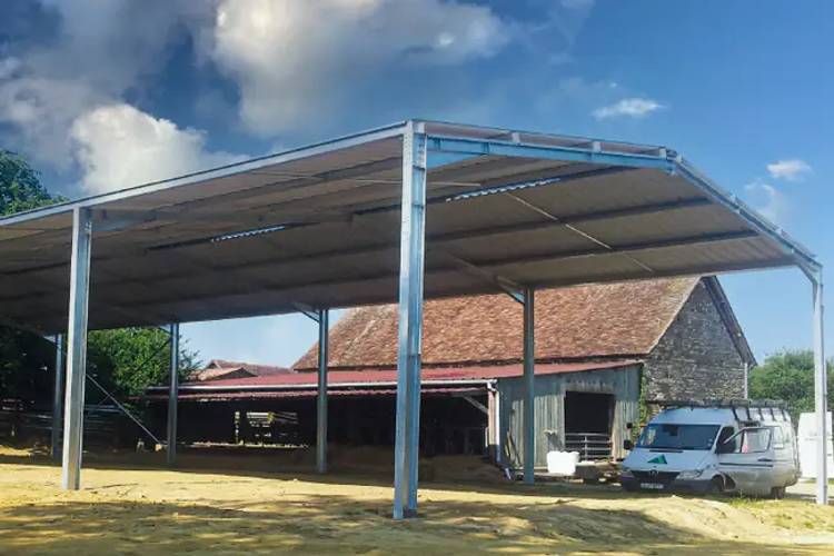 découvrez notre sélection de hangars en kit à des prix abordables. que vous ayez besoin d'un espace de rangement ou d'un atelier, trouvez le hangar idéal qui répond à vos besoins et à votre budget.