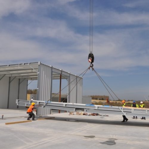 découvrez notre hangar modulable, une solution flexible et pratique pour répondre à tous vos besoins d'espace. idéal pour le stockage, les événements ou tout projet nécessitant une structure adaptable, notre hangar garantit durabilité et fonctionnalité dans n'importe quel environnement.