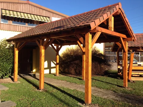 découvrez notre hangar monopente, une solution idéale pour vos besoins de stockage et d'hébergement. conçu pour maximiser l'espace et optimiser l'accès, ce type de bâtiment offre une structure moderne et élégante, parfaitement adaptée à diverses activités. informez-vous sur nos options personnalisables et bénéficiez d'une construction durable et fonctionnelle.
