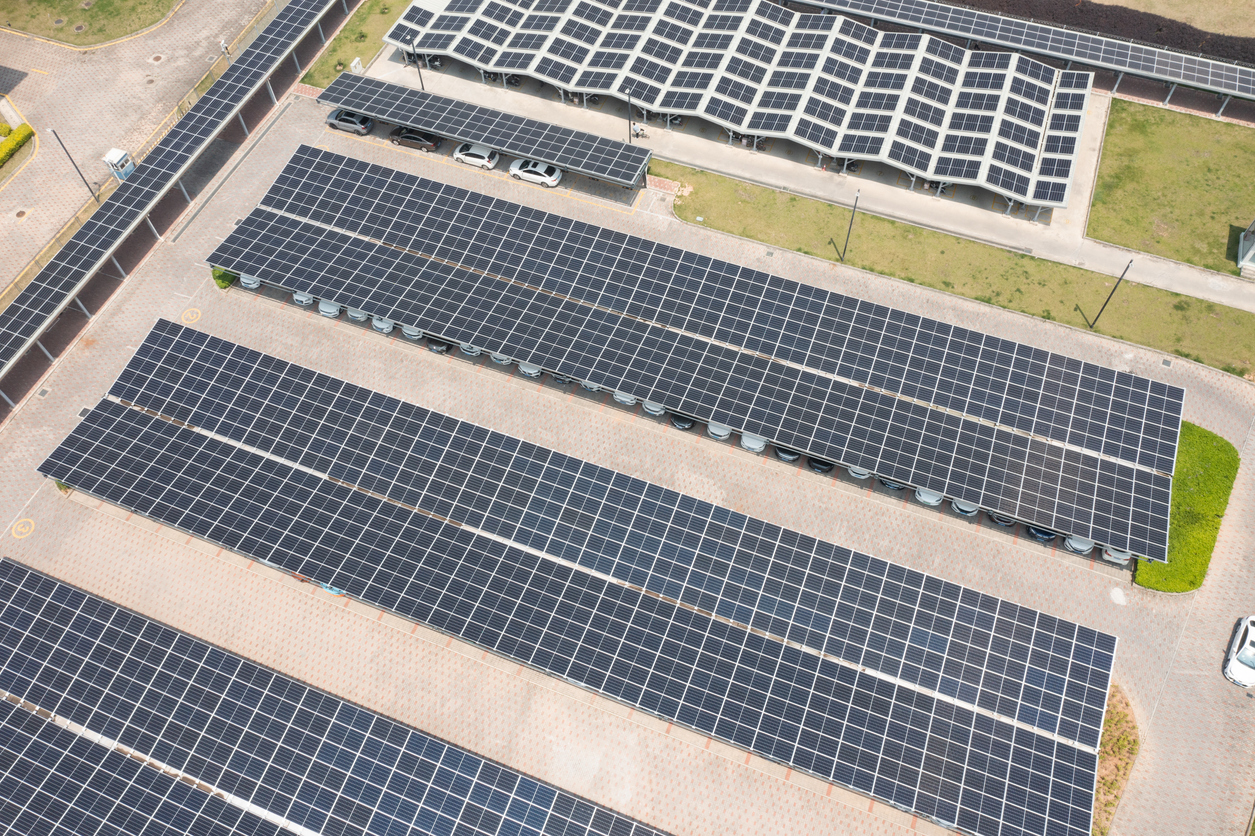 découvrez comment un hangar solaire peut transformer votre espace de travail tout en réduisant votre empreinte carbone. profitez des avantages d'une énergie renouvelable pour vos activités agricoles ou industrielles grâce à cette solution innovante et durable.