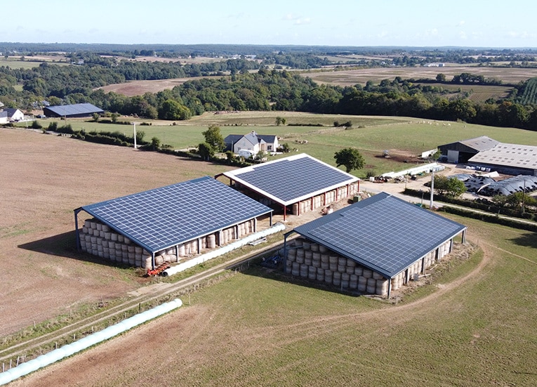 découvrez comment un hangar solaire pour particulier peut transformer votre espace en une source d'énergie renouvelable. profitez d'une construction durable qui allie esthétique et efficacité, tout en réduisant votre empreinte carbone et en réalisant des économies sur vos factures d'énergie.
