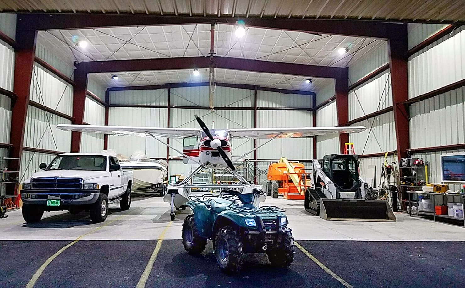 découvrez notre large sélection de hangars adaptés à vos besoins de stockage et d'abris. que ce soit pour le jardin, l'agriculture ou l'industrie, nos hangars sont conçus pour allier robustesse et praticité. explorez nos offres dès aujourd'hui et trouvez la solution idéale pour protéger vos biens.