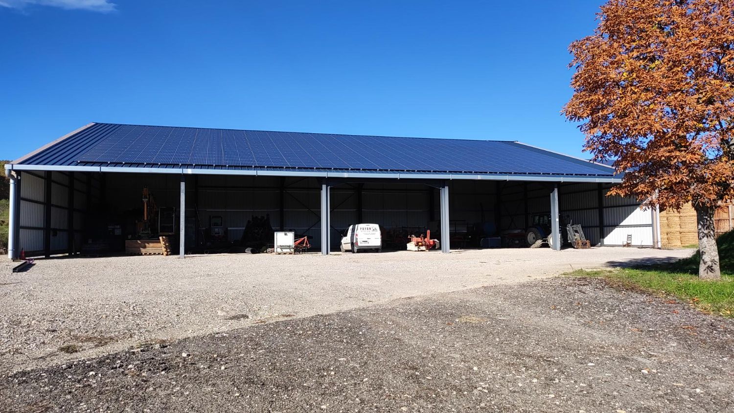 découvrez nos solutions innovantes pour l'installation de hangars photovoltaïques. optimisez votre espace tout en produisant de l'énergie renouvelable grâce à nos structures adaptées aux besoins spécifiques de votre entreprise.
