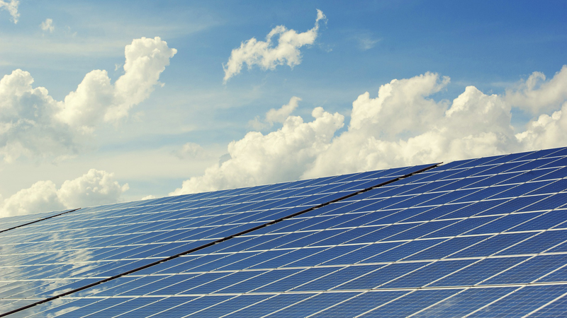 découvrez comment les panneaux photovoltaïques agricoles transforment le paysage de l'agriculture durable. optimisez vos terres tout en produisant de l'énergie renouvelable, réduisez vos coûts et participez à une agriculture respectueuse de l'environnement.