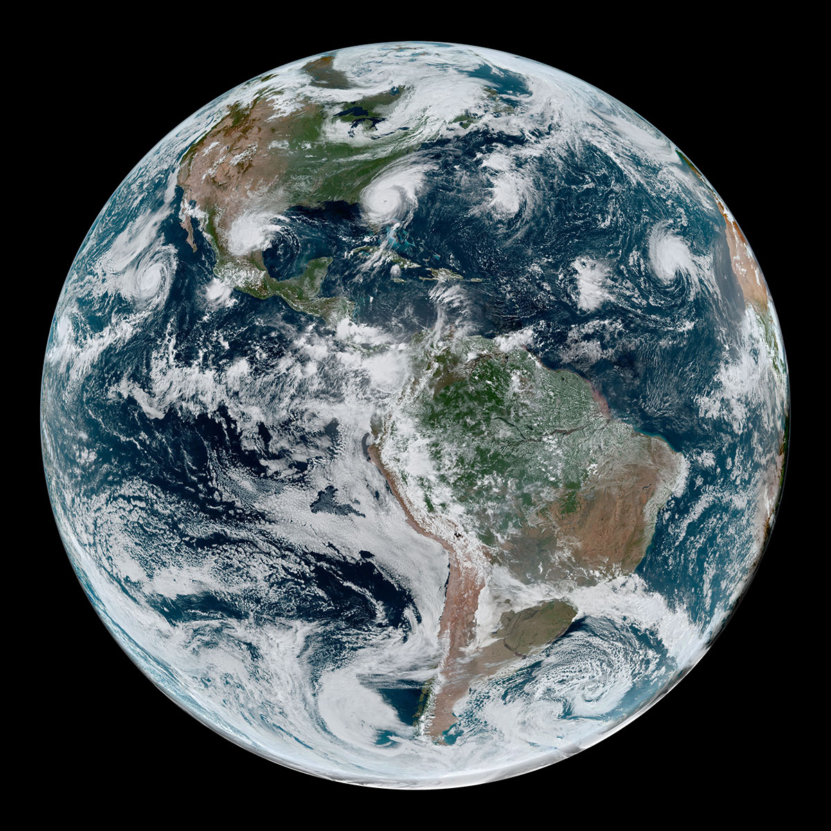 découvrez l'influence de l'inclinaison terrestre sur notre climat et les saisons. comprenez comment cet angle unique affecte la répartition de la lumière solaire, les variations de températures et l'environnement sur notre planète.