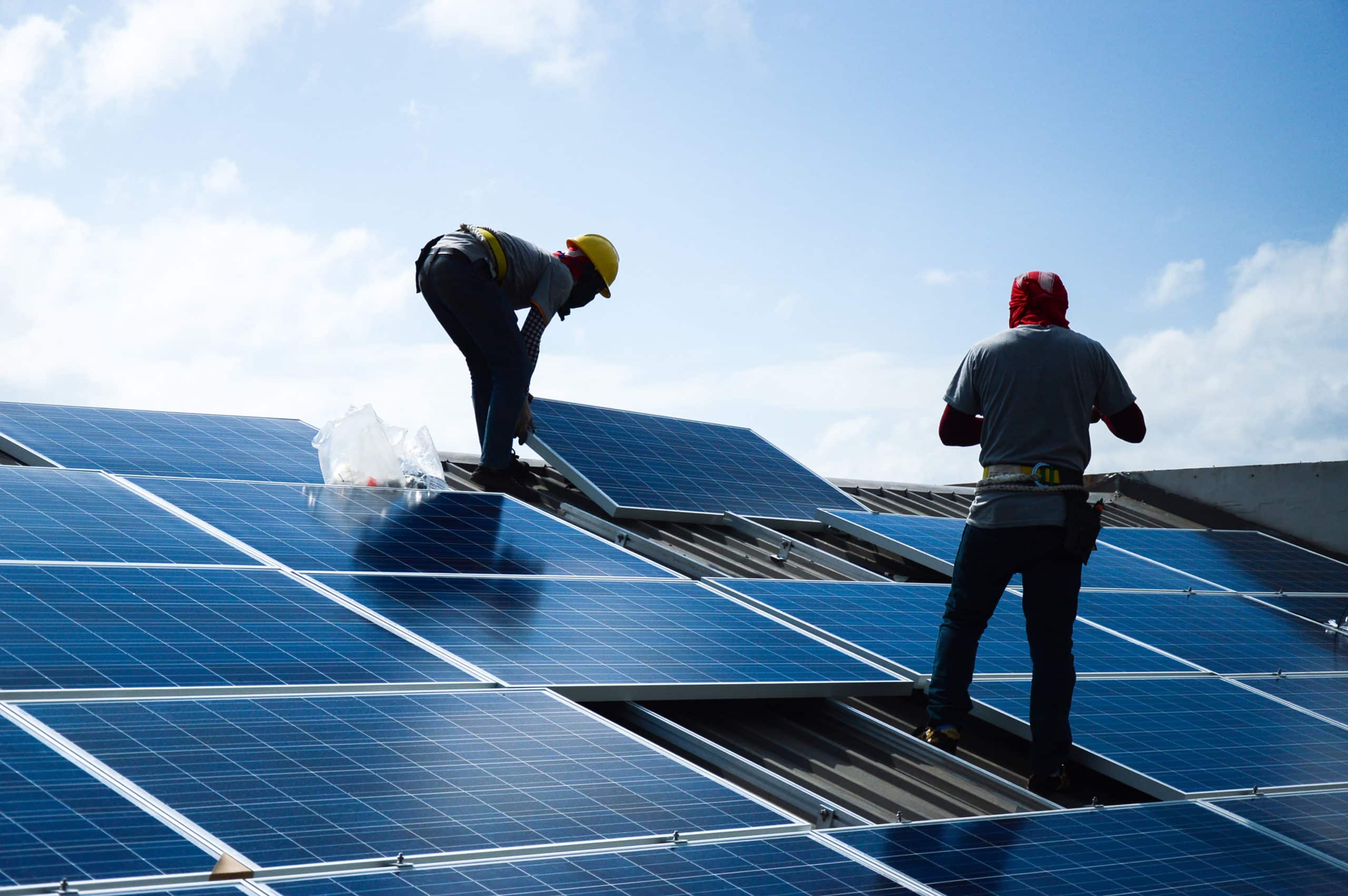 découvrez nos services d'installation photovoltaïque adaptés à vos besoins. profitez de l'énergie solaire pour réduire vos factures et contribuer à la transition énergétique. faites confiance à notre expertise pour un projet clé en main et écologique.