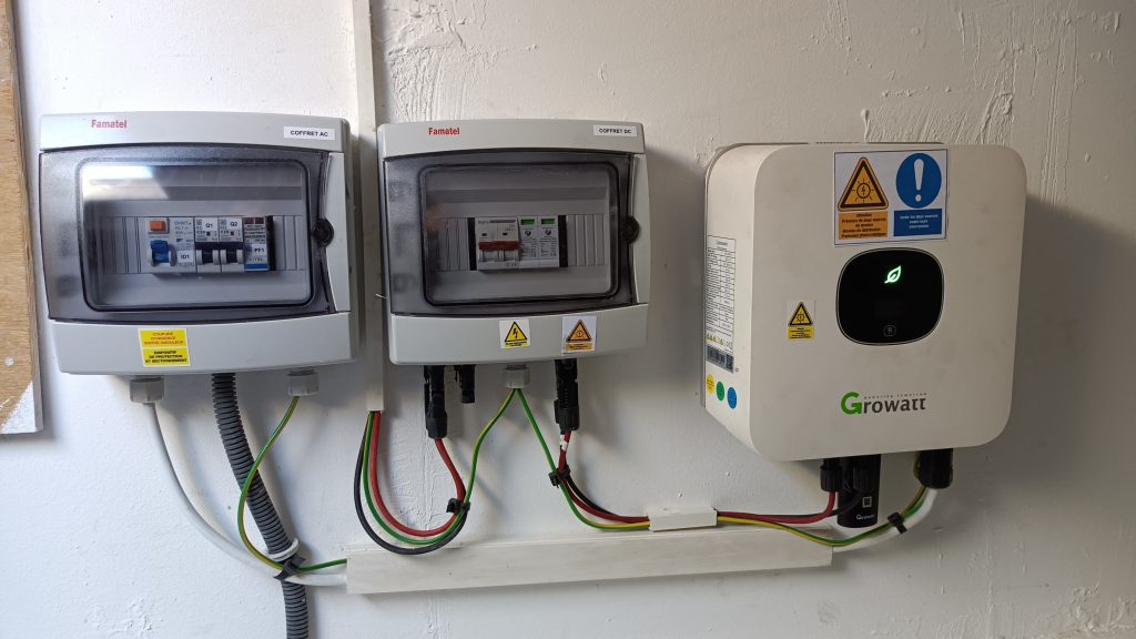 découvrez comment réaliser une installation électrique diy avec nos conseils pratiques et étapes détaillées. que vous soyez un débutant ou un bricoleur expérimenté, apprenez à sécuriser votre installation tout en ajoutant une touche personnelle à votre espace.