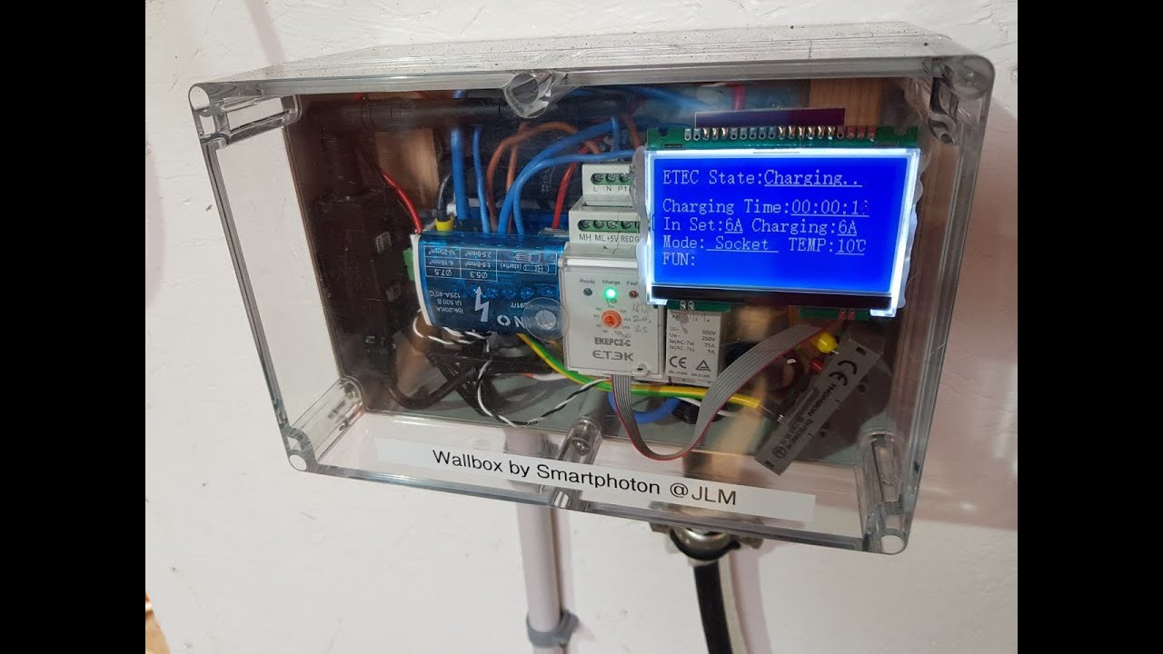 découvrez comment réaliser votre installation électrique diy avec des astuces simples et des conseils pratiques. apprenez à sécuriser votre réseau électrique tout en économisant de l'argent et en gagnant en autonomie grâce à nos guides étape par étape.