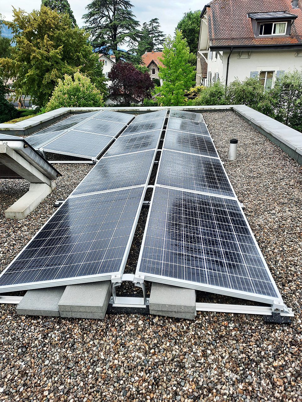 découvrez comment installer votre propre système photovoltaïque grâce à notre guide diy complet. économisez sur vos factures d'électricité tout en contribuant à la protection de l'environnement avec une installation facile et accessible à tous.