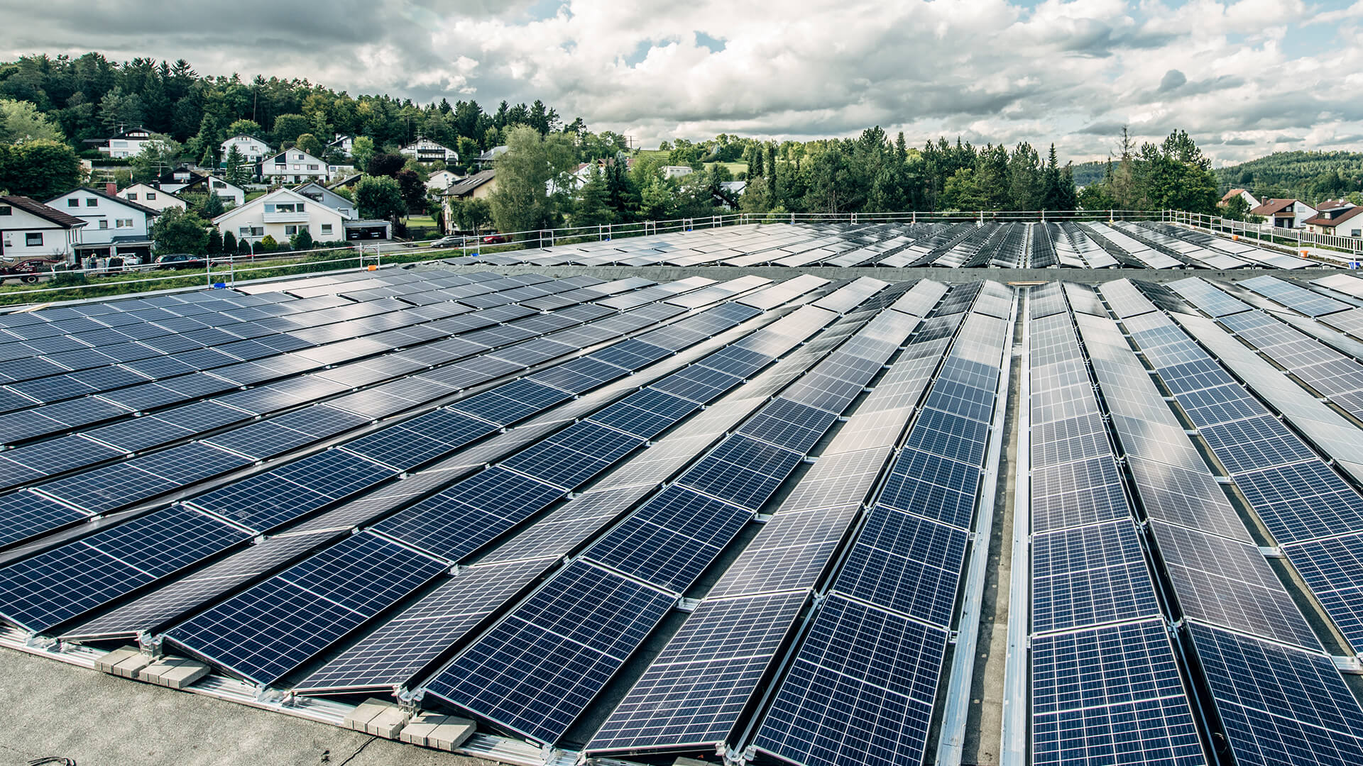 découvrez les avantages de l'installation solaire pour réduire vos factures d'électricité et adopter une énergie renouvelable. profitez d'une solution durable et économique pour votre habitation.