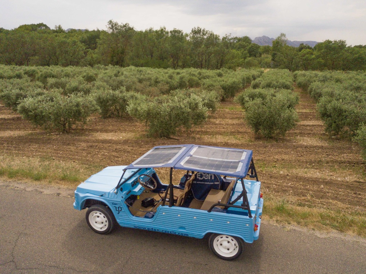 découvrez comment les panneaux solaires pour voitures transforment le monde de la mobilité durable. optimisez l'énergie de votre véhicule tout en réduisant votre empreinte carbone grâce à cette technologie innovante.