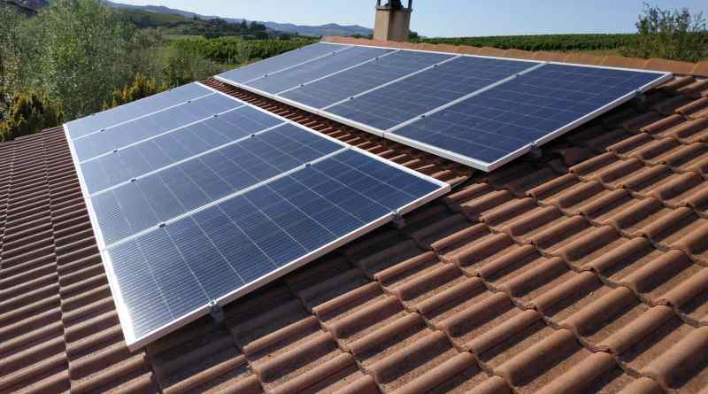 découvrez comment installer votre système photovoltaïque vous-même grâce à nos conseils pratiques et étapes détaillées. économisez sur vos factures d'énergie et devenez acteur de votre consommation grâce à cette guide diy !