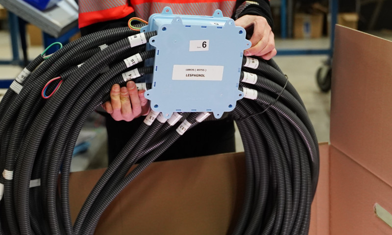 découvrez notre kit électricité maison complet, conçu pour vous aider à réaliser facilement vos projets d'installation et de rénovation électrique. idéal pour les bricoleurs, il contient tout le nécessaire pour garantir sécurité et efficacité.