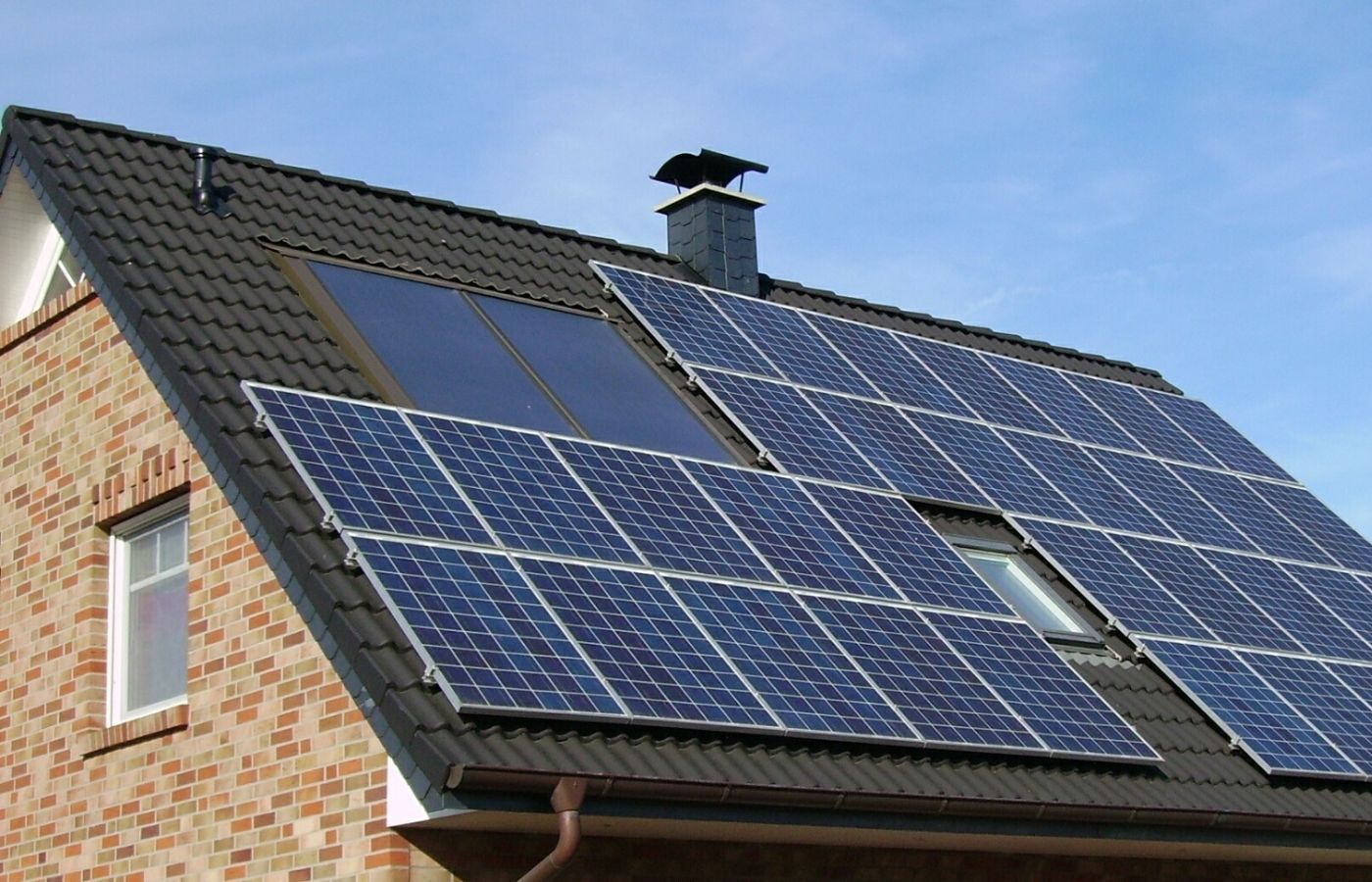 découvrez notre kit solaire maison, facile à installer et idéal pour réduire vos factures d'énergie. profitez d'une solution écologique et économique pour alimenter votre foyer avec une énergie renouvelable.