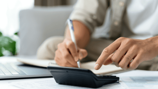 découvrez comment l'avenir de la comptabilité en 2031 se dessine à travers l'évolution technologique, les tendances du marché et l'impact des réglementations. anticipez les changements et préparez-vous à embrasser une nouvelle ère pour les professionnels du chiffre.