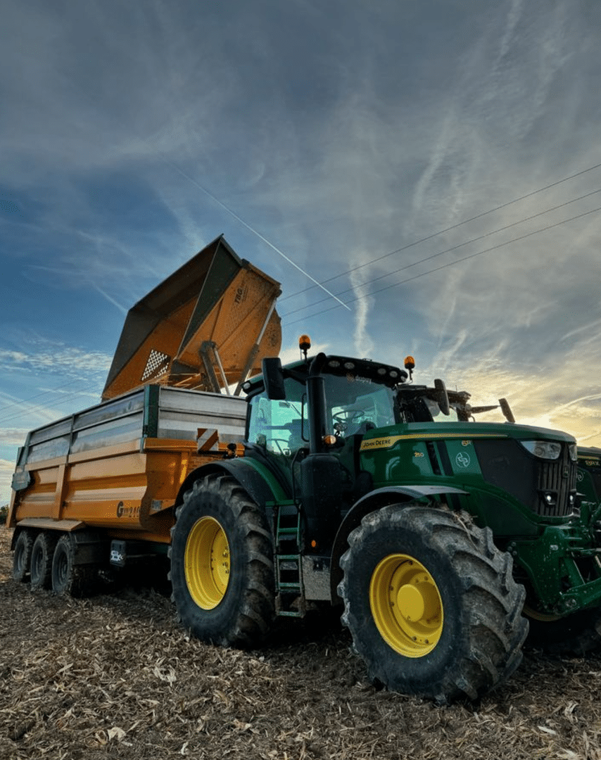 découvrez nos offres de location agricole adaptées à vos besoins : terrains, bâtiments et équipements pour un fonctionnement optimal de votre exploitation. profitez d'un accompagnement personnalisé et de solutions flexibles pour développer votre activité agricole.