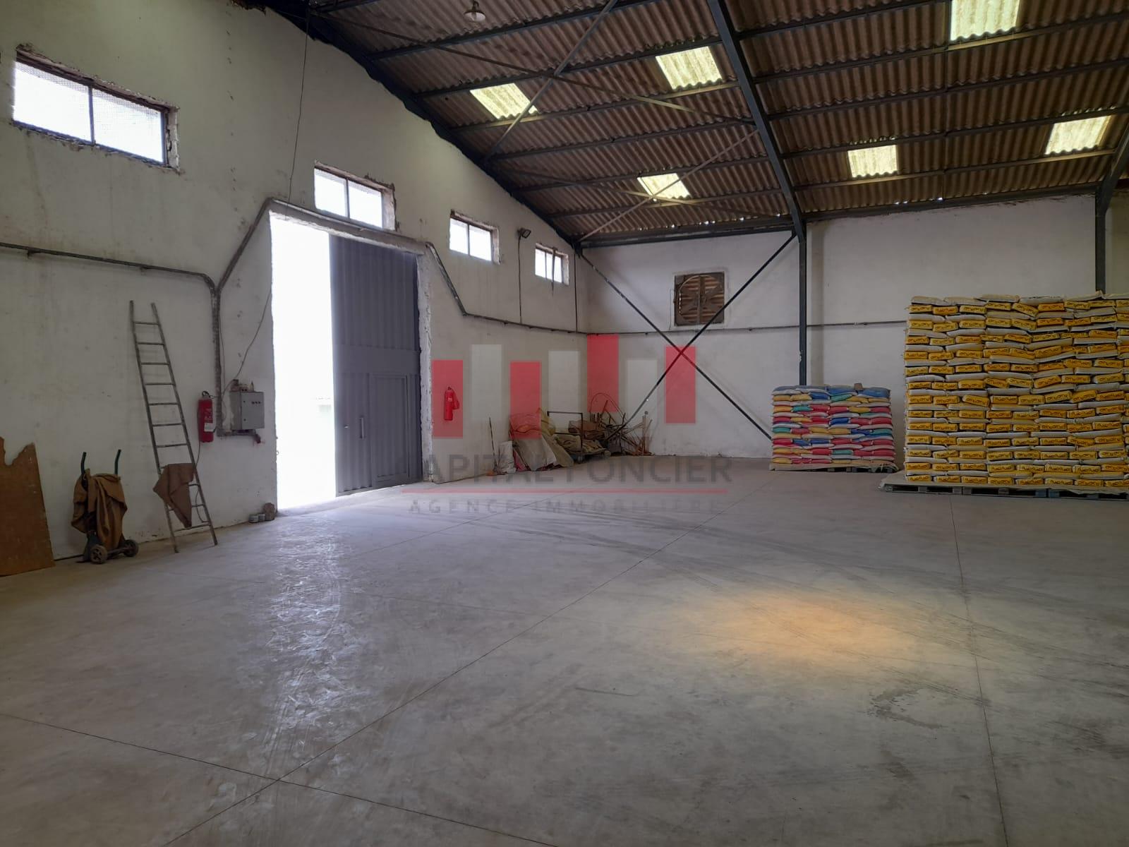 découvrez notre service de location de hangars adaptés à vos besoins. que ce soit pour du stockage, un atelier ou un espace événementiel, nous proposons des solutions flexibles et économiques pour tous vos projets. obtenez un espace sécurisé et accessible en quelques clics.