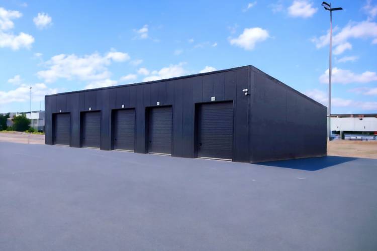 découvrez nos options de location de hangars gratuits pour vos besoins de stockage. profitez d'un espace sécurisé et accessible, sans frais, pour vos équipements ou marchandises. contactez-nous dès aujourd'hui pour en savoir plus !