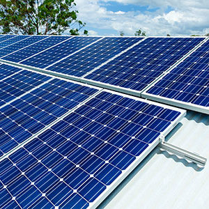 découvrez les dernières réglementations et lois relatives aux panneaux solaires en france. informez-vous sur les aides financières, les obligations légales et les bonnes pratiques pour installer des panneaux photovoltaïques dans le respect des normes en vigueur.