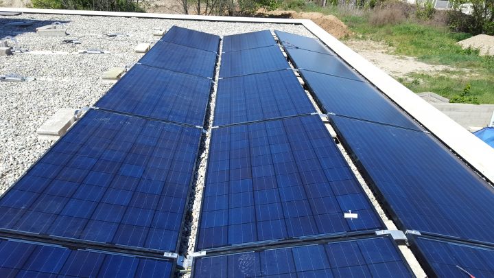 découvrez comment louer un terrain pour l'installation de panneaux photovoltaïques et contribuez à la transition énergétique tout en générant des revenus passifs. trouvez les meilleures solutions adaptées à vos besoins et sans frais d'entretien !
