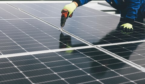 découvrez comment louer un terrain solaire pour bénéficier d'énergies renouvelables. optimisez votre espace et contribuez à la transition énergétique tout en générant des revenus grâce à la location de votre terrain pour des projets solaires.